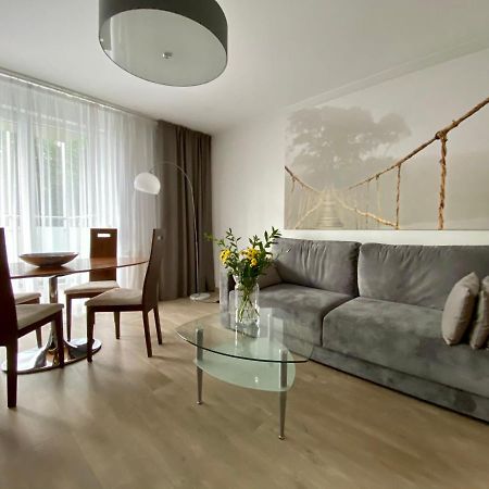 Aravel Suites ヴロツワフ エクステリア 写真