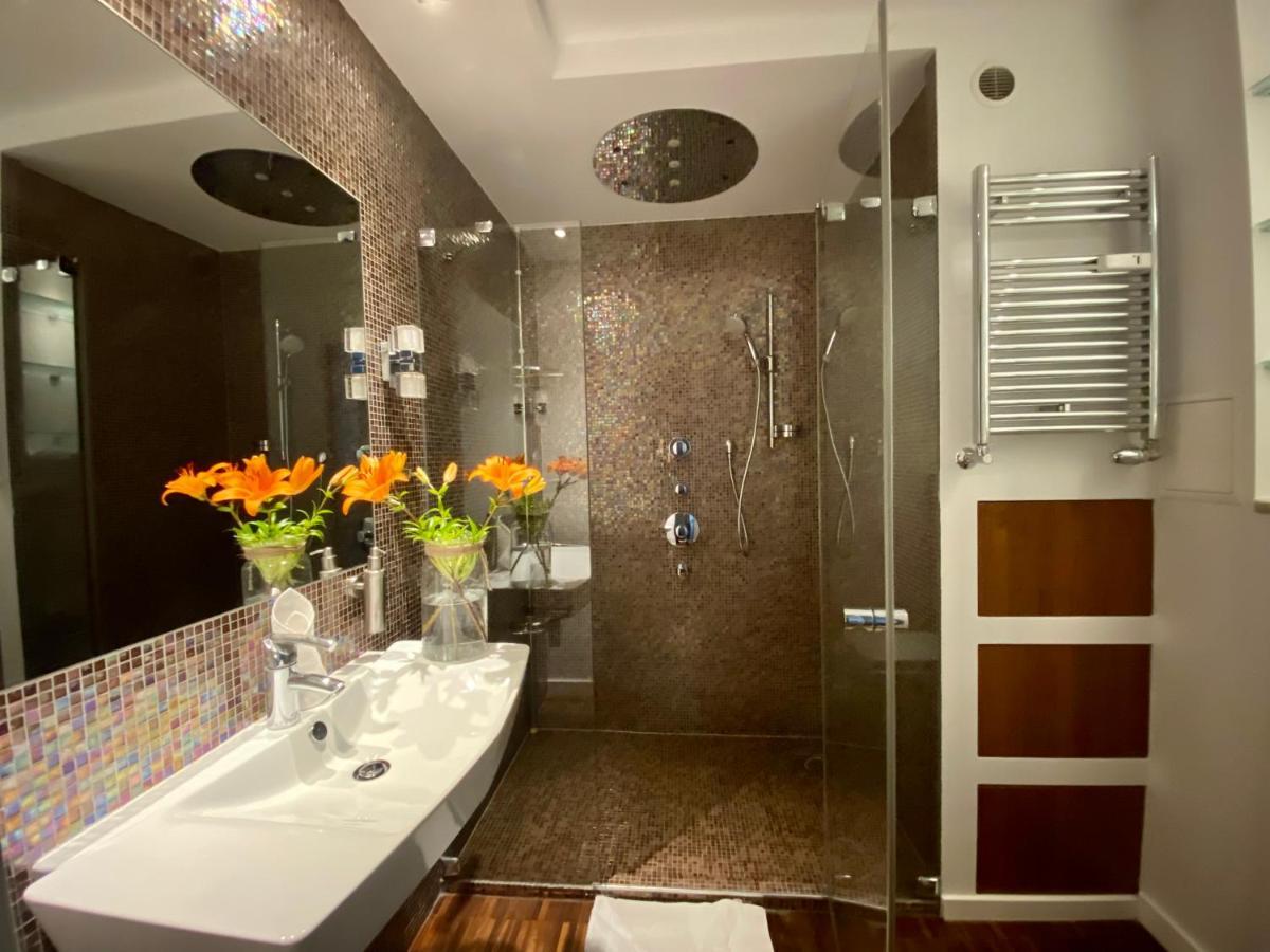 Aravel Suites ヴロツワフ エクステリア 写真