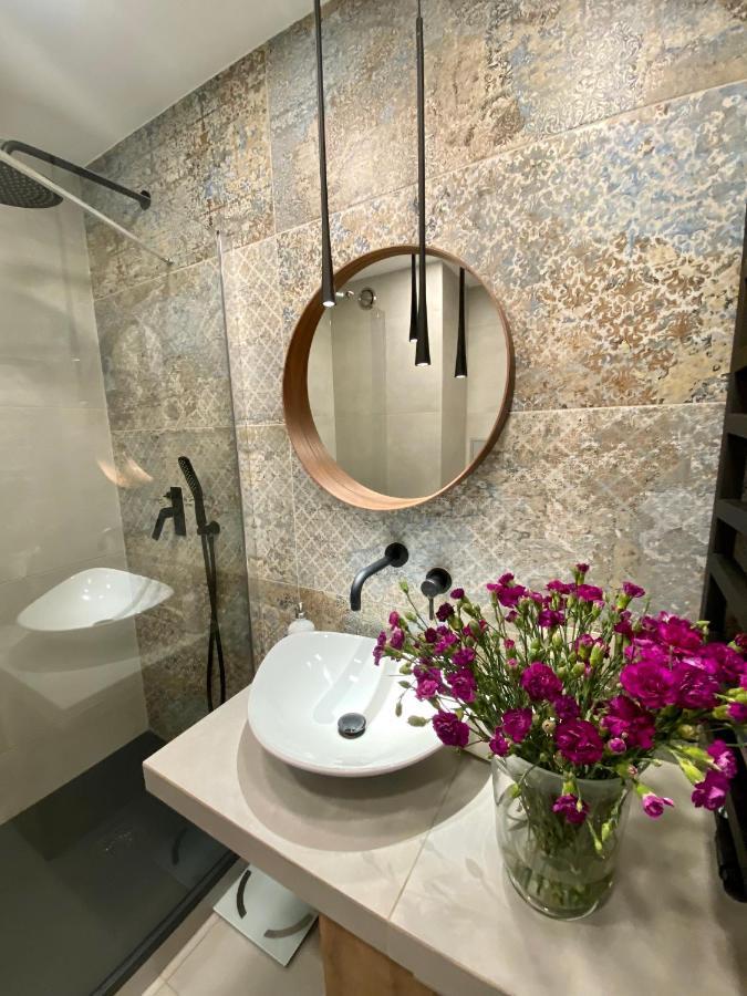 Aravel Suites ヴロツワフ エクステリア 写真